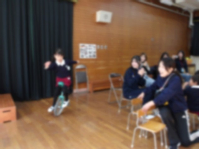 『好きなあそび』一輪車