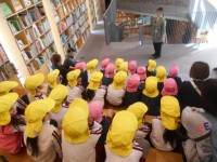 クイズもある楽しい絵本でした