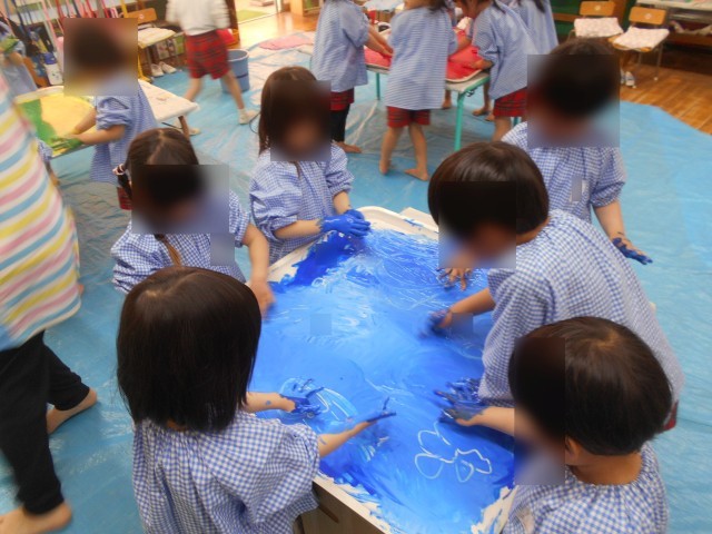 ゆびで描いたら線が出てきた！